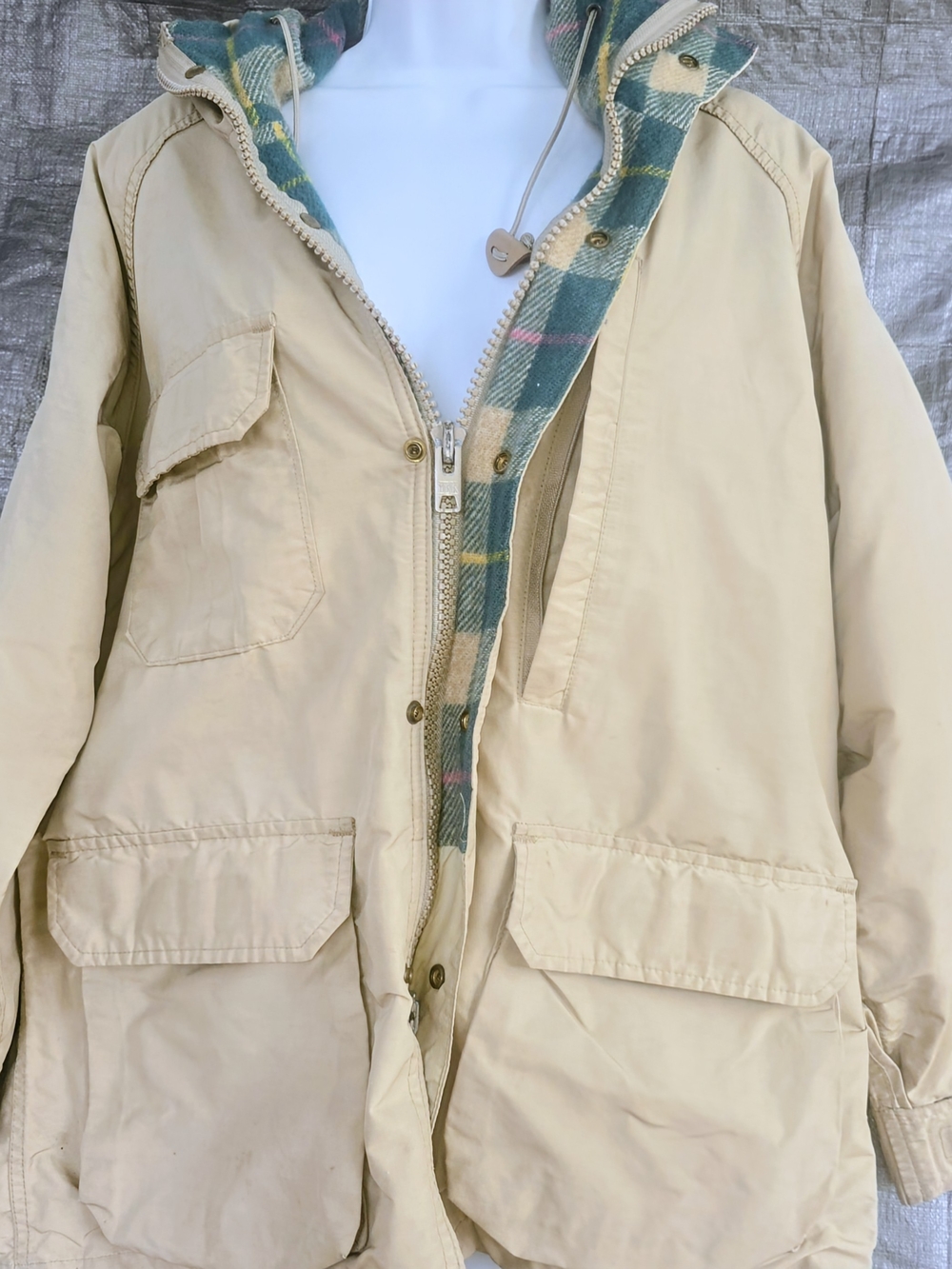 Vintage Woolrich Jacket  Tan Coat with Yellow & Green Lined Plaid Retro Medium